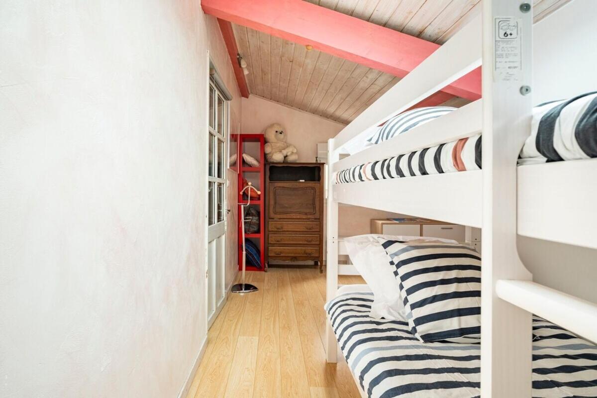 La Villa Moursoise 4 Etoiles Ngoại thất bức ảnh