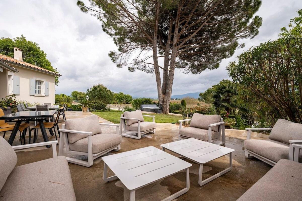 La Villa Moursoise 4 Etoiles Ngoại thất bức ảnh