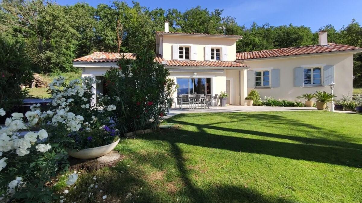 La Villa Moursoise 4 Etoiles Ngoại thất bức ảnh