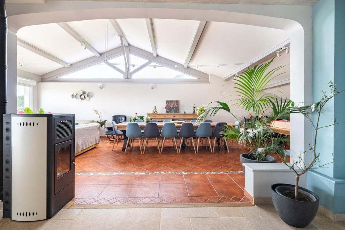 La Villa Moursoise 4 Etoiles Ngoại thất bức ảnh
