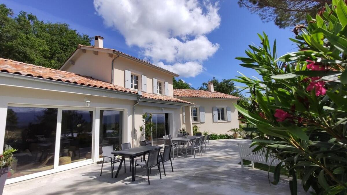 La Villa Moursoise 4 Etoiles Ngoại thất bức ảnh