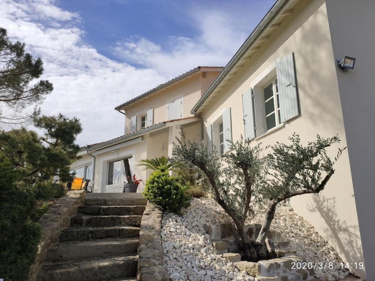 La Villa Moursoise 4 Etoiles Ngoại thất bức ảnh