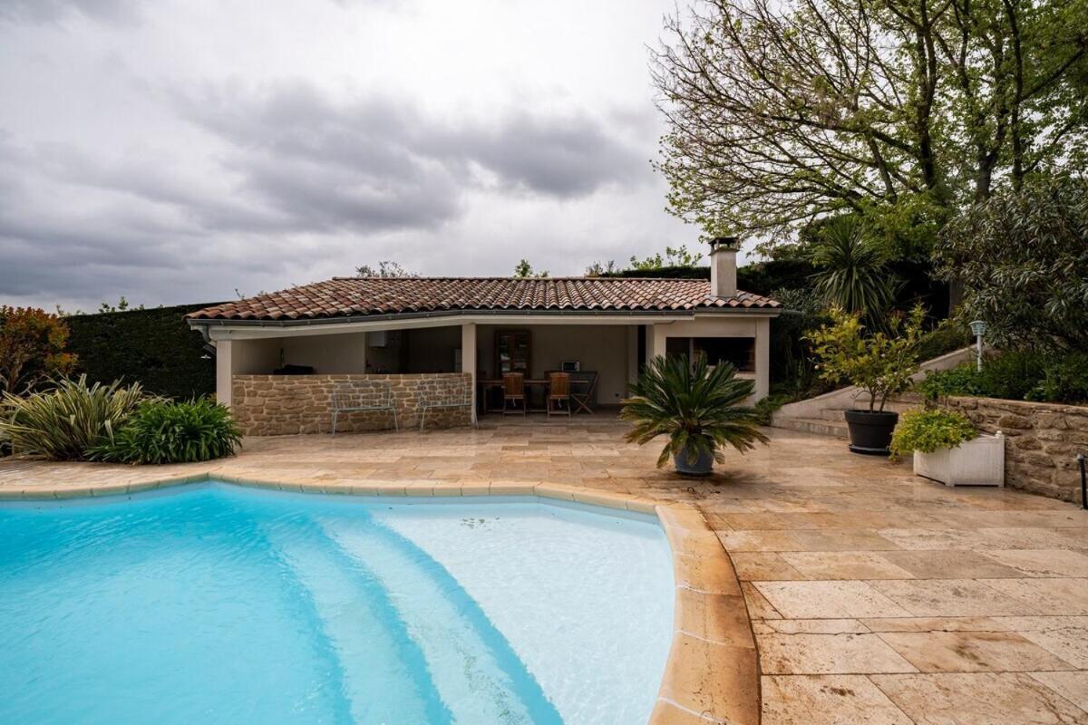 La Villa Moursoise 4 Etoiles Ngoại thất bức ảnh
